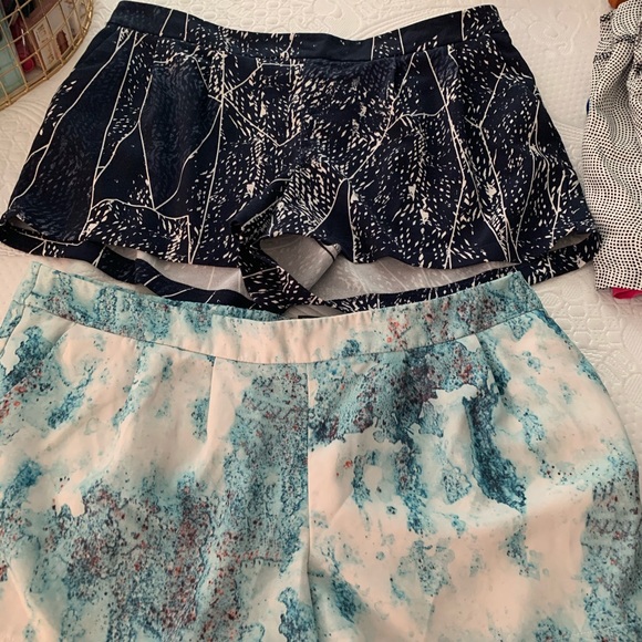 Mossimo Blue & White Shorts XL - 2 Pairs - Picture 1 of 6
